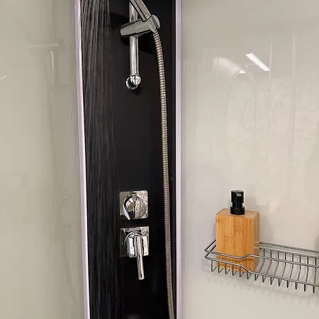 Apartment Capstay Hyper Centre