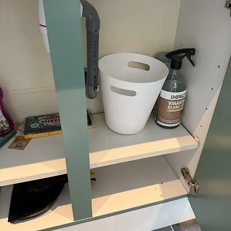 Capstay Hyper Centre * أراس