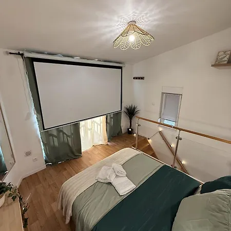 Capstay Hyper Centre Apartment *