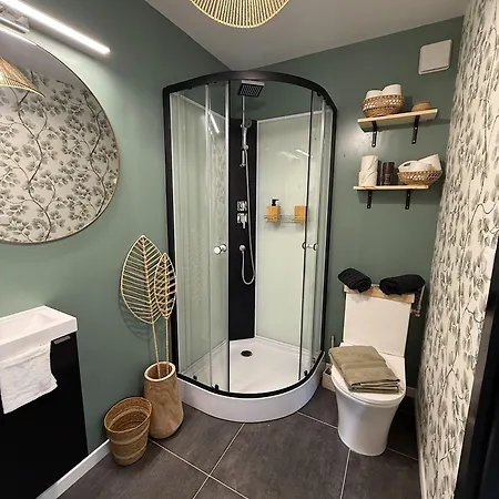 Capstay Hyper Centre Apartment *
