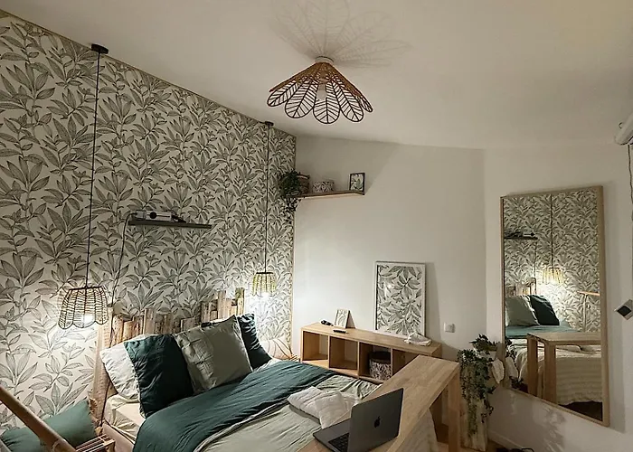 Apartment Capstay Hyper Centre